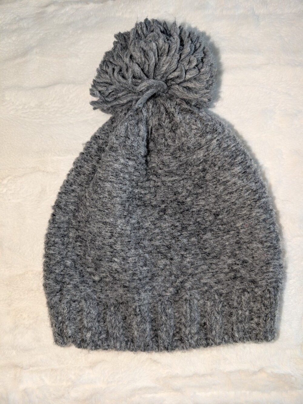 *MOVING SALE* Cozy Chunky Wool Blend Beanie with Pom